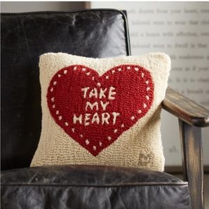 Sundance Hooked Wool "Take my Heart" pillow - red/cream